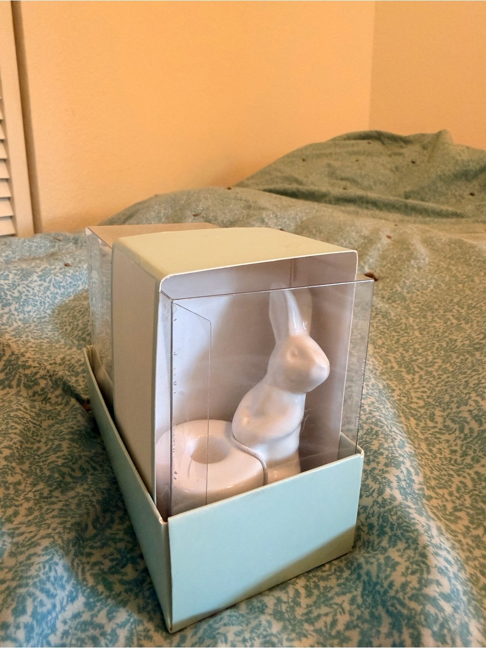 Williams Sonoma White Ceramic Bunny Taper Holder Set - White NEW IN BOX - Picture 3 of 3